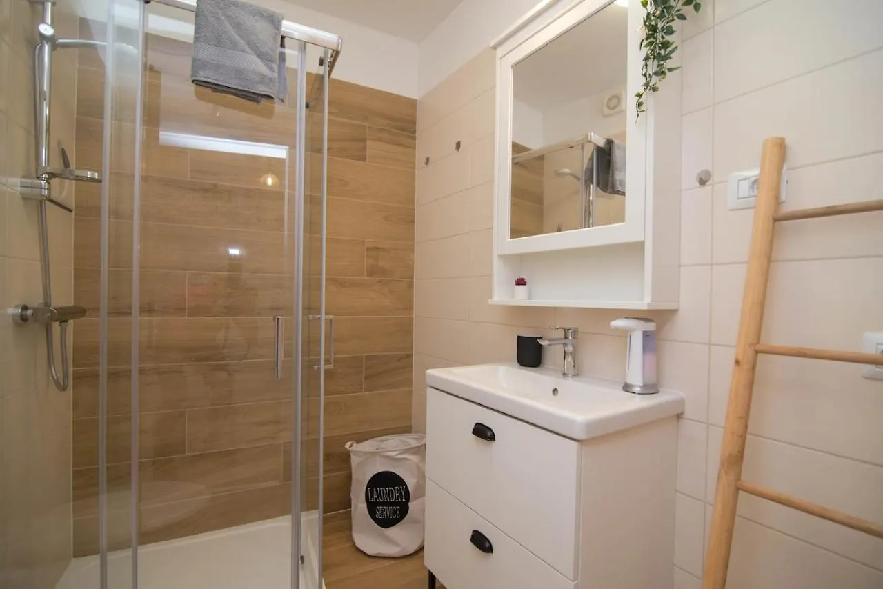 Pinea Apartment Veli Losinj