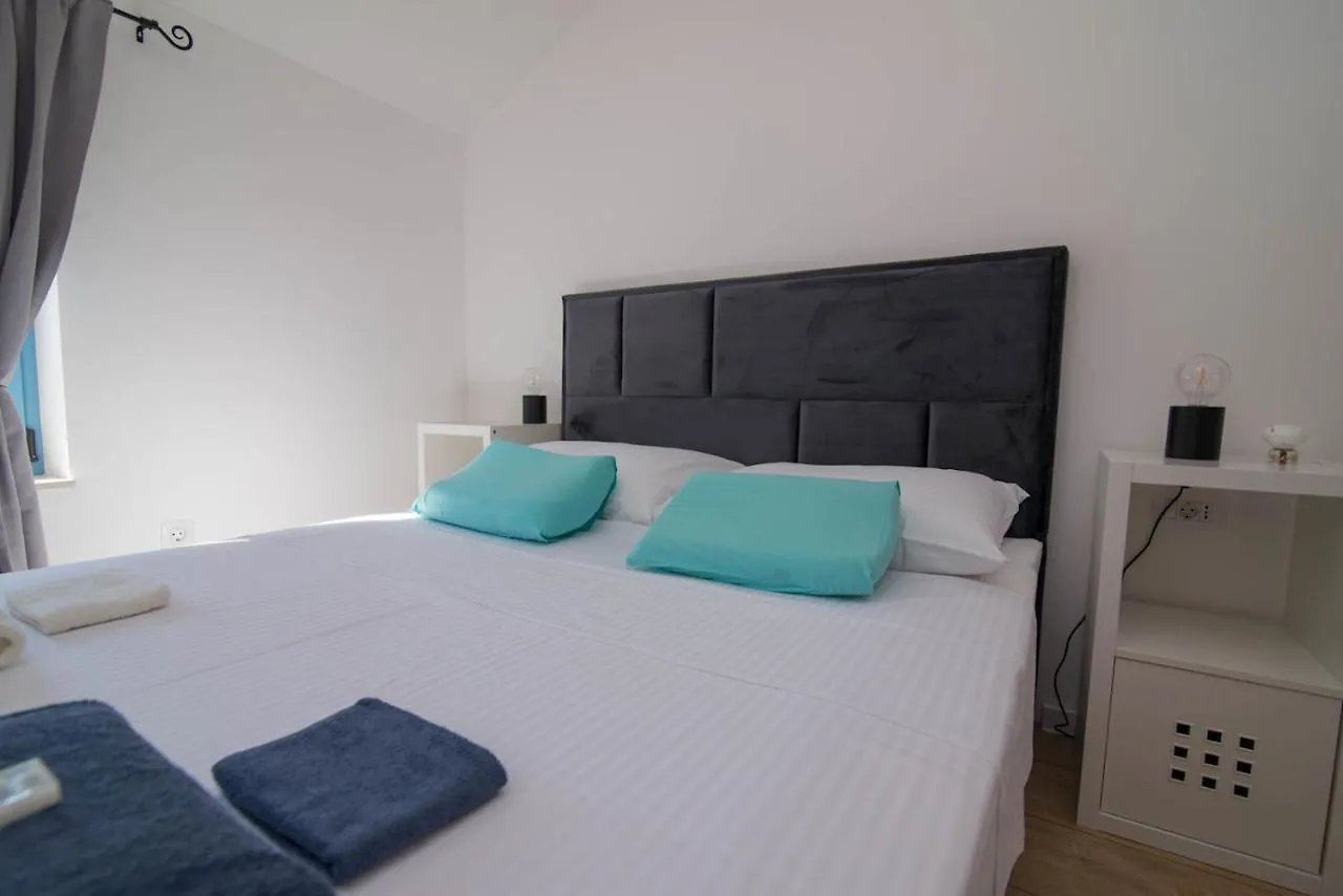 Pinea Apartment Veli Losinj