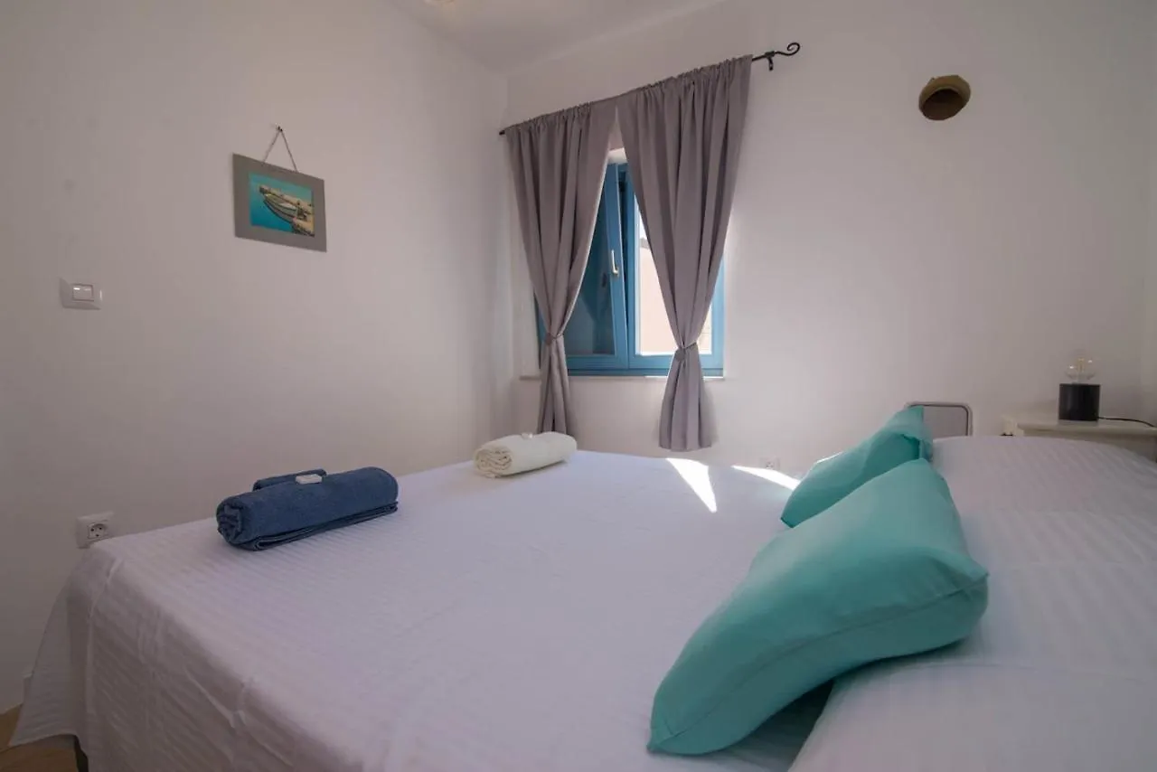 شقة Pinea Veli Lošinj 0*,  كرواتيا